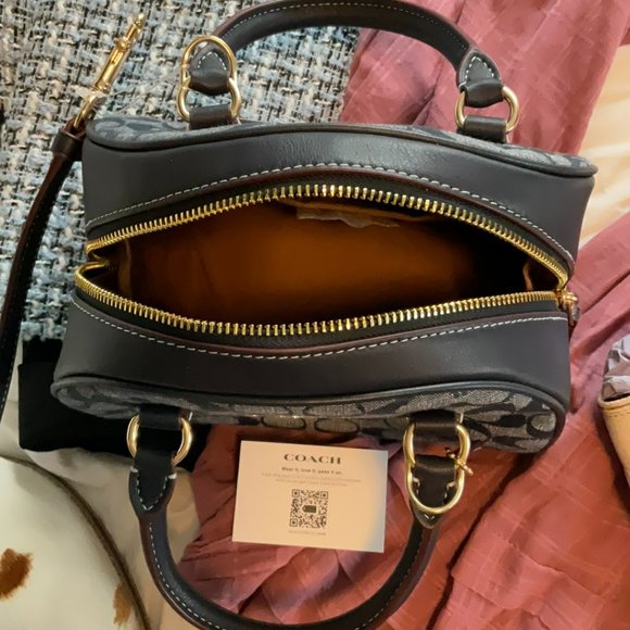 NWT Coach Sydney Satchel Crossbody In Signature Chambray & Smooth Leather - Picture 8 of 16